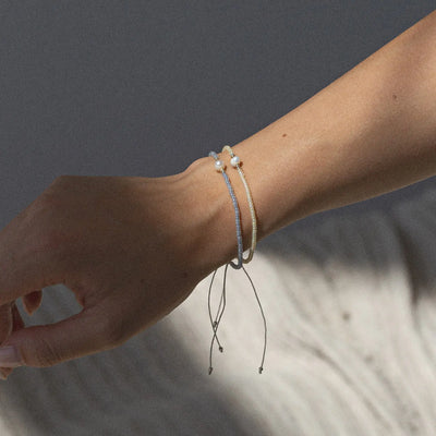 Alba - Bracciale in macramè con perline e perle