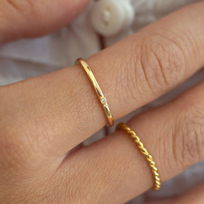 Erin - Delicato anello con cristallo