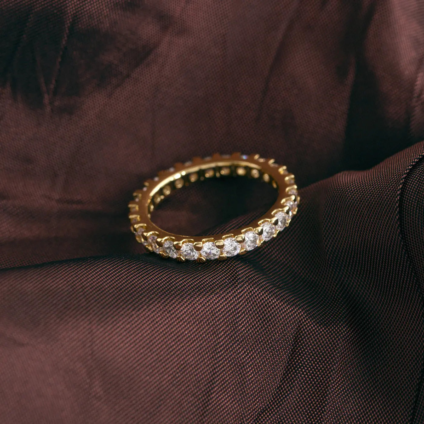 Daria - Anello con corona in cristallo sottile