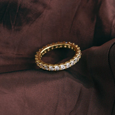 Daria - Anello con corona in cristallo sottile