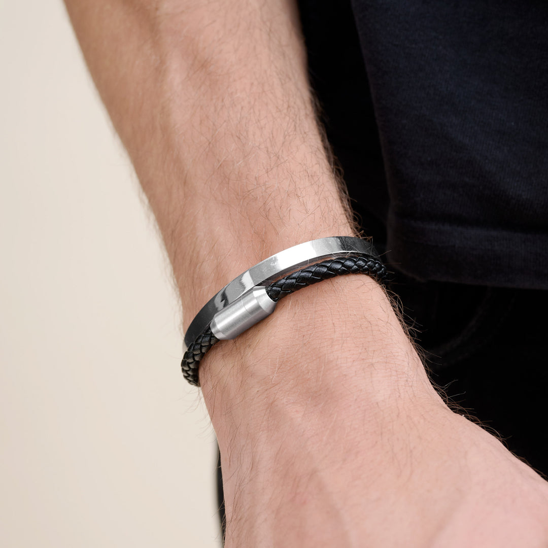 Tristan - Sleek Bangle Bracelet Stainless Steel