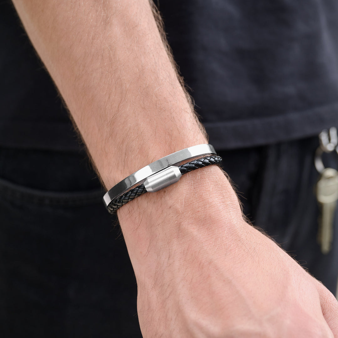 Tristan - Sleek Bangle Bracelet Stainless Steel