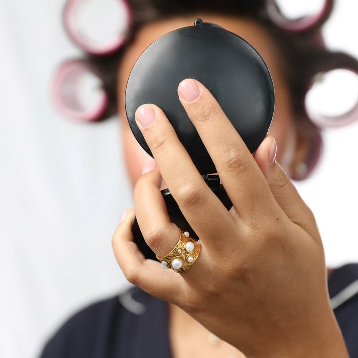 Kerstin - Anello con Perla Martellata in Acciaio Inossidabile