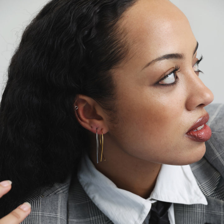 Zephyr - Orecchini a filo in acciaio inossidabile