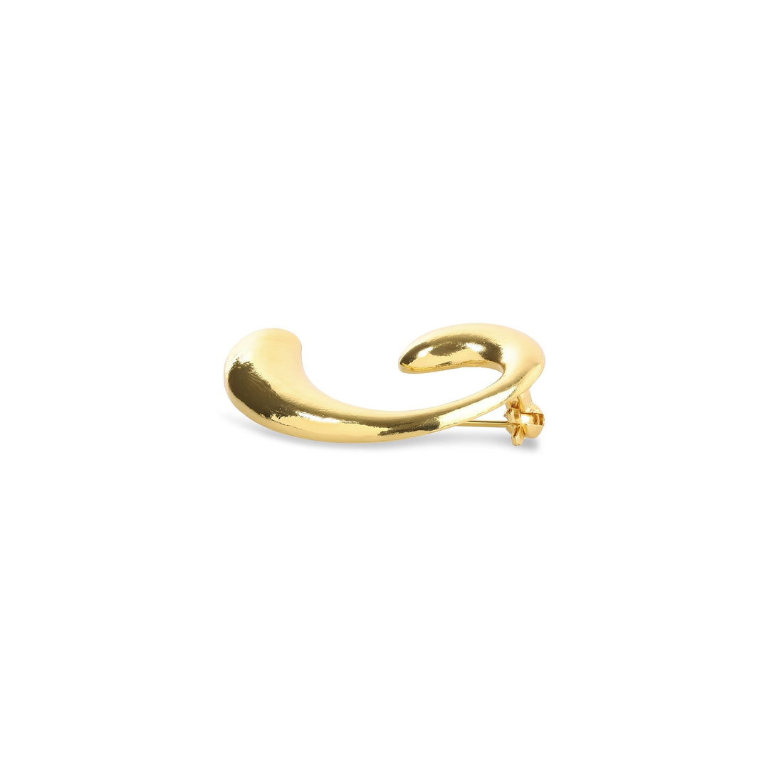 Novelia – sculptural brooch, gold | Timi of Sweden