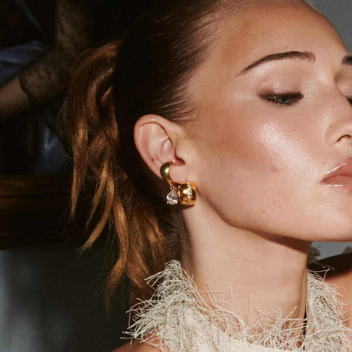 Lovalie – Crystal Earcuff | Timi of Sweden