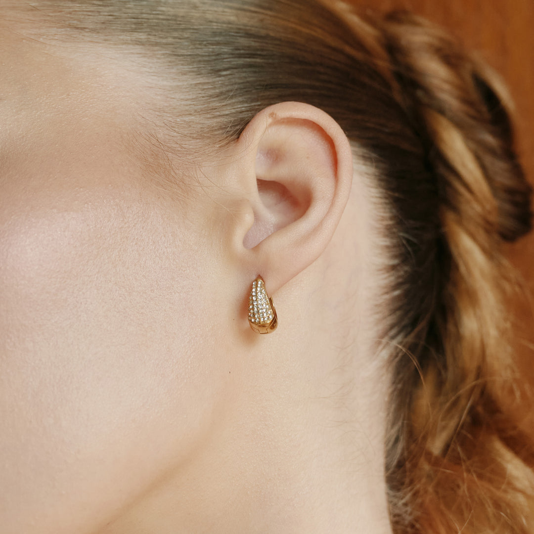 Sunniva – Pavé Hoop Earrings | Timi of Sweden