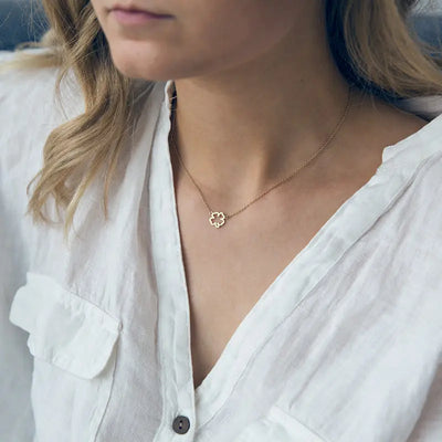 Good Luck Clover Necklace Gold