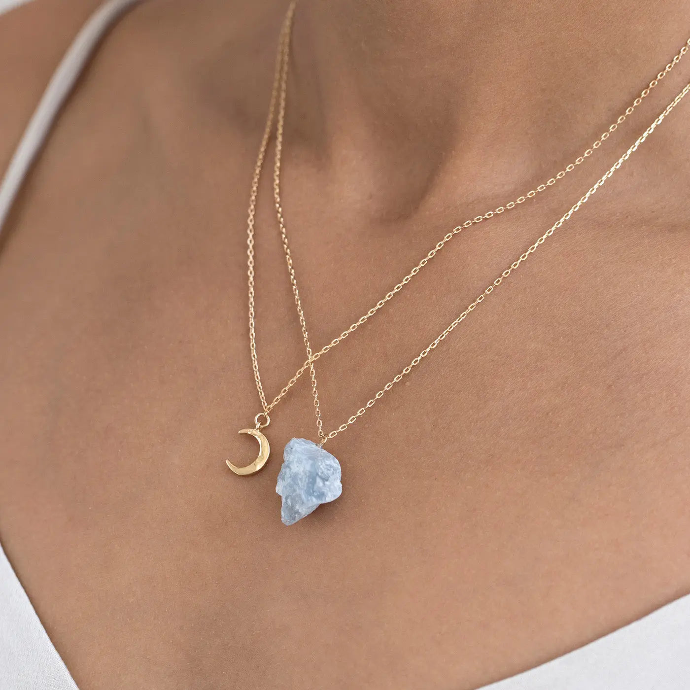 Collana con luna martellata