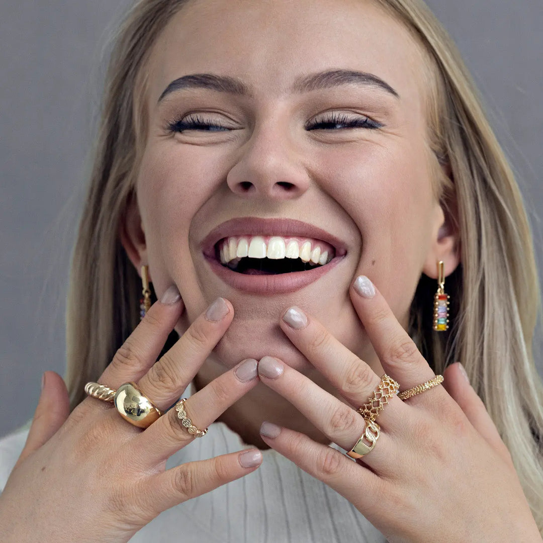 Dangling colored stones earrings Timi of Sweden