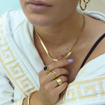 Collana serpente piatta