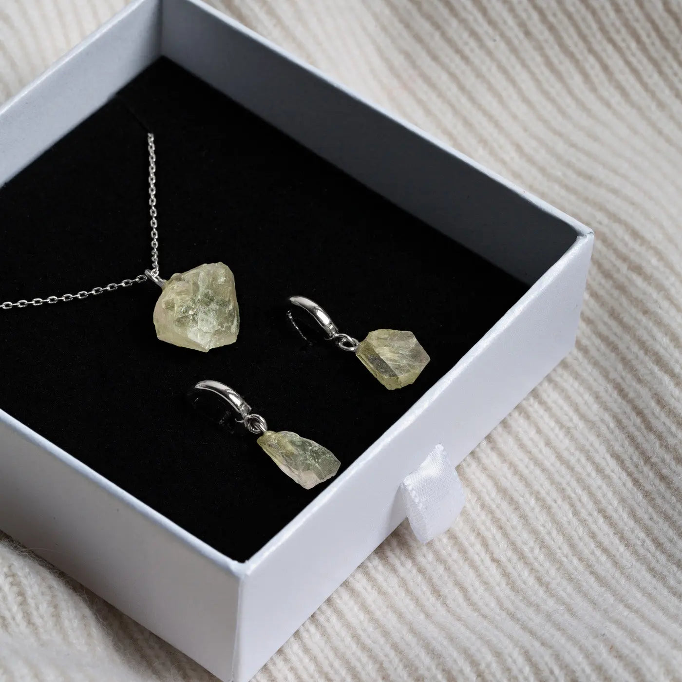 Semi Precious Stone Set con collana e orecchini - Argento